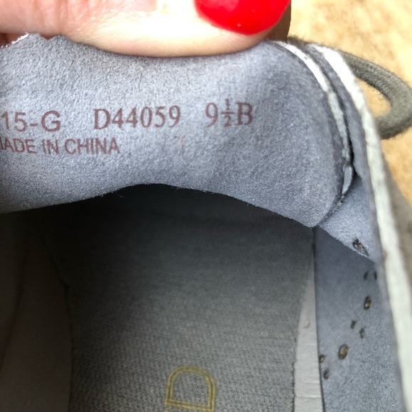 COLE HAAN Zero Grand Wingtip Oxfords In Ironstone Suede-Optic White Size 9.5 - Picture 8 of 8